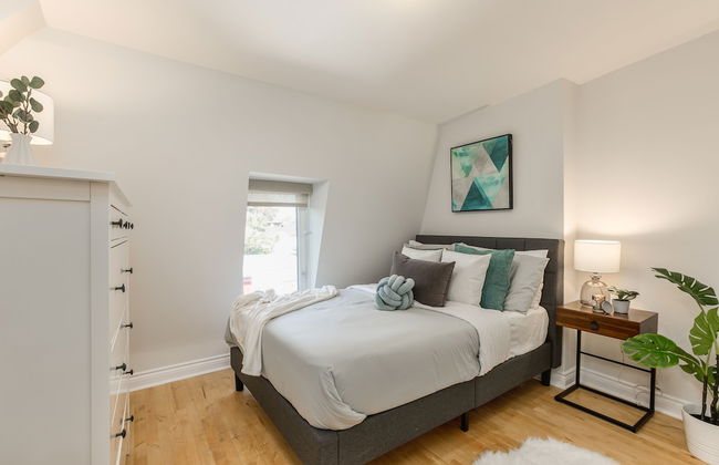 Homey & Elegant 3-bedroom House in the Annex - Foto 10