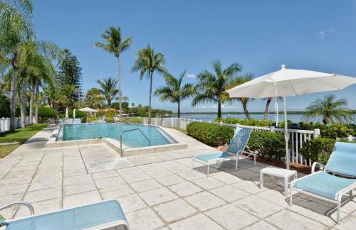 Waterfront, Spa, Pool, Private Paradise on Longboat Key - Photo 4
