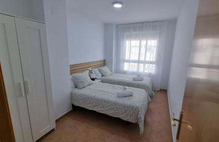 Moderno Apartamento 3 dormitorios y piscina - Photo 15