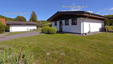 Ferienhaus Trüdi 1 - Gemütlicher freistehender Bungalow - Foto 2, Garden, Garden view