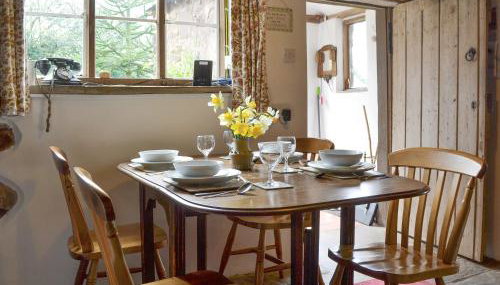 Titchbourne Cottage - Photo 5