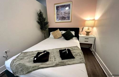 Modern 3BR in South Loop with Optional Parking and Gym Access Near McCormick Place, Chinatown and Soldier Field - Foto 3