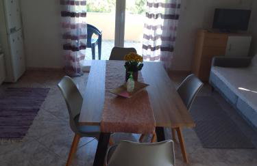 Studios ΣΤΟΥΣ ΠΥΡΓΟΥΣ ΘΕΡΜΗΣ - Foto 46