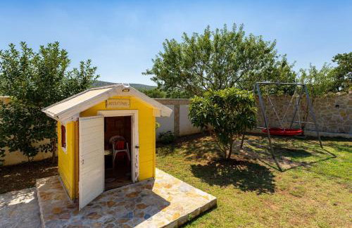 MY DALMATIA - Villa Sucic with private pool and mountain view - Foto 56