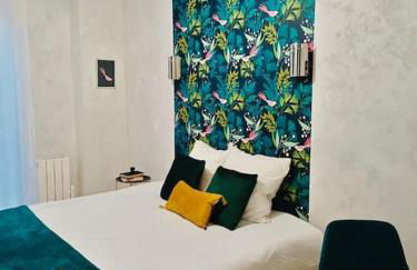 Savana Lodge, Wi-Fi, Parking Privé et Calme, Sortie 12 ChanaS - Foto 14