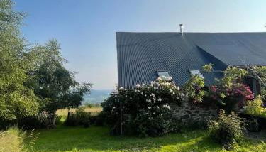 Ancienne grange typique nichée au cœur du Cantal - Foto 2, Garden