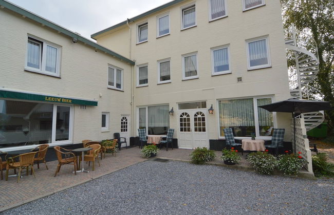 Snug Apartment in Schin op Geul Near Public Pool - Photo 79