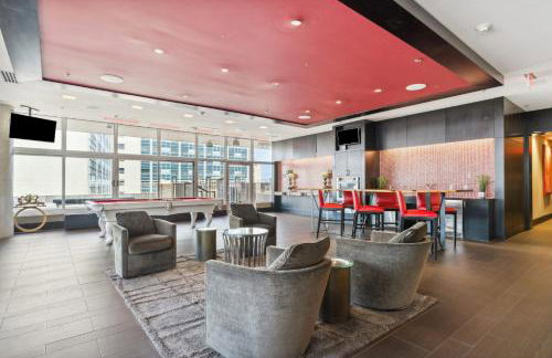 Modern Downtown Dallas City View High-Rise with Balcony, Gym, Pool, Free Parking 7th Floor - Foto 25