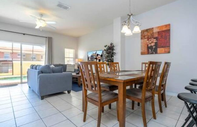 Cozy 3 BR w Private Pool - Foto 13