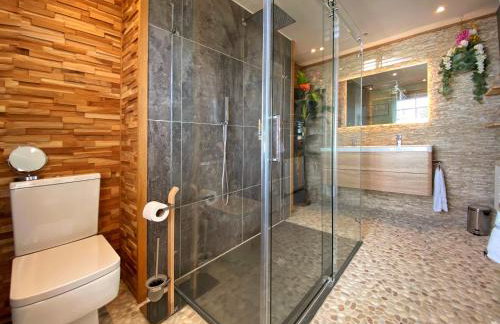 Hambrook House Canterbury - NEW luxury guest house with ESPA Spa complex - Foto 66