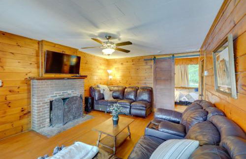 Massachusetts Lake House with Dock - Pets Welcome! - Foto 3