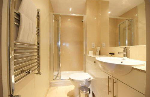 Lodge Drive Serviced Apartments - Foto 21