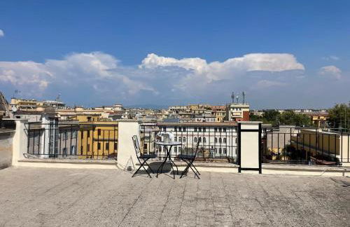 Val's Vatican Wall Apartment - Photo 10