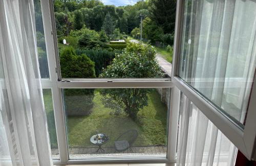 Schöne Wohnung 80qm in ruhiger Lage am Wald mit Billardzimmer - Foto 4