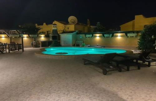 Agradable villa con piscina - Foto 44