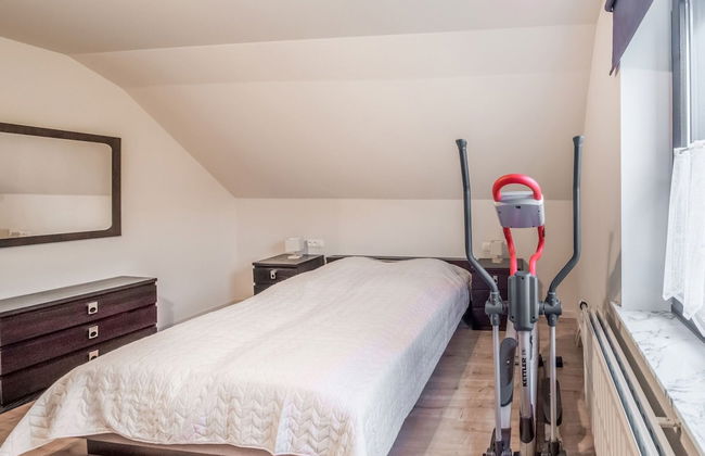 Holiday Home in Bullingen With Garden - Photo 8