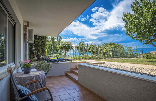 Terra Magica Deluxe Apartment OR Room with Private Parking, Terrace and Sea View - Foto 24