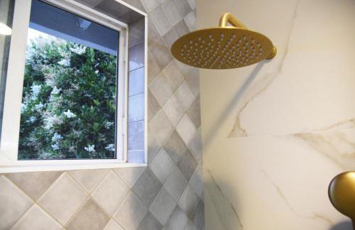 Mile to Beach! Fully Fenced Private SoCal Cottage - Photo 14