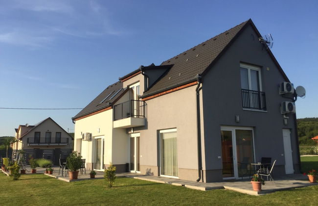 Szabolcs Apartments - Photo 34