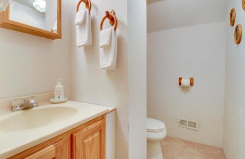 Cozy Augusta Cabin with Furnished Deck and Grill! - Foto 17