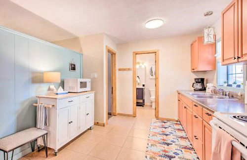 Red River Retreat Walk to Lifts, Mtn Views! - Foto 10