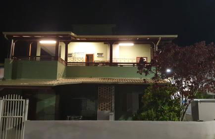 CasaArmacao2 próxima da praia - Foto 1