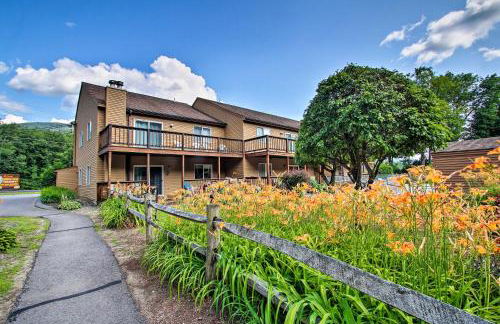 Lincoln Condo with Balcony - 6 Mi to Loon Mtn! - Foto 2