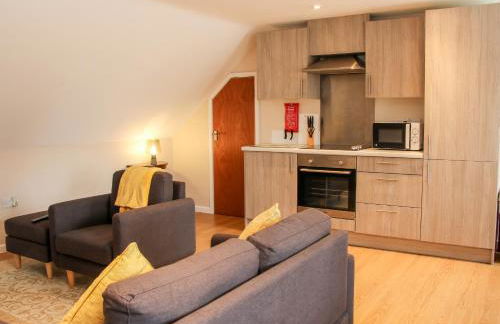 Springfield House - Photo 4