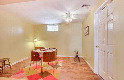 Family Home with Game Room and Decks in Etlan! - Foto 15