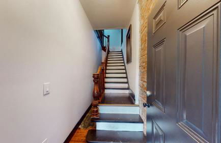 Stylish 2nd Floor Apartment with Pool Table Office Space near Churchill Downs - Foto 23