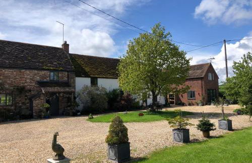 Little Stables Cottage - Photo 1