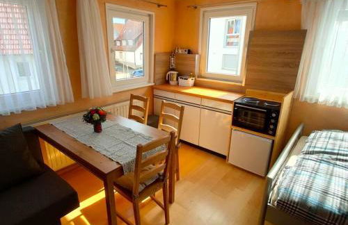 zentrale & ruhige Ferienwohnung - Foto 1