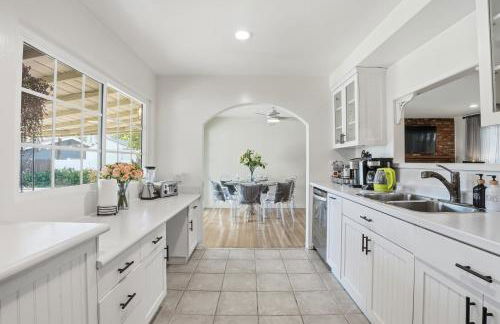 4BR Home near Universal - Private Pool, BBQ, Free Parking - Foto 20