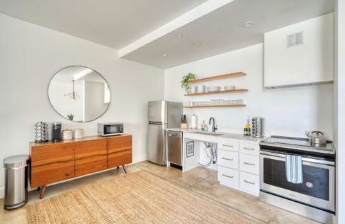 Studio Bliss Dual-Queen Stay in Vibrant Alberta - Photo 3