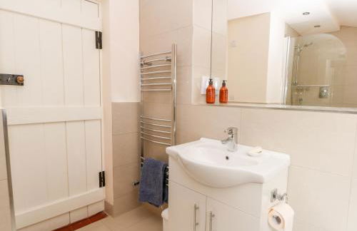 Chapel Cottage - Photo 20