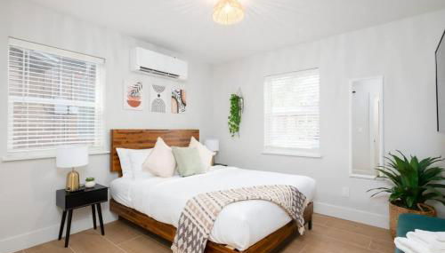 Serene Place Walk to UF Stadium Near Shands & Downtown - Foto 2