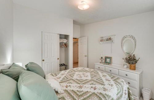 Waterfront Shady Cove Home with Fishing Deck! - Foto 22