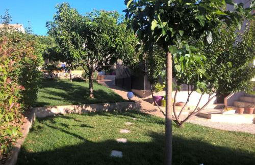 Villa Cléa, belle propriété provençale, jardin, piscine, au calme - Foto 27