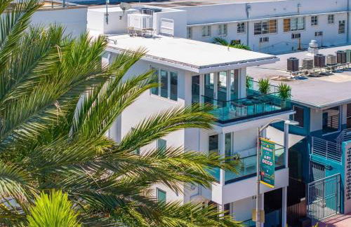 Versace Mansion Neighbor (Floor 1) Sleeps 9 - Foto 41