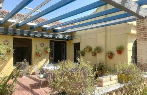 Family home with pool and garden in Tudela center - Photo 38