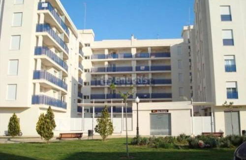 Precioso apartamento 1ª linea playa con piscina - Photo 10