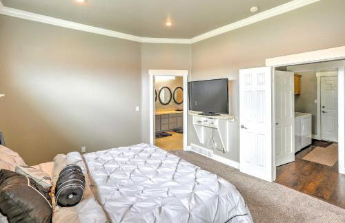 Elegant Smithfield Home with Views - 6 Mi to USU! - Foto 18