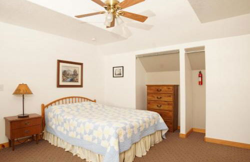 Ranchette Ponderosa - The Nebo #3 at Wind Walker Homestead - Foto 11