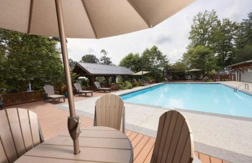 Cozy 1BR Tiny Home with Pool Access and Free Tix - Foto 2