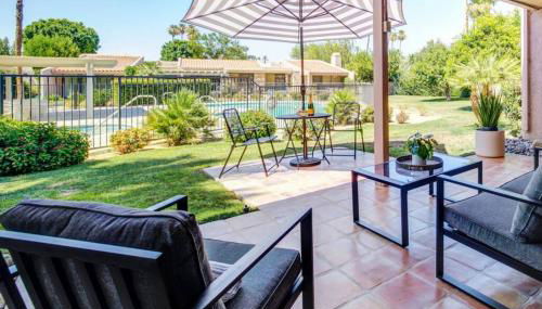 Cali Desert Life - Pool, Golf Cart, Tennis, Bikes - Foto 2