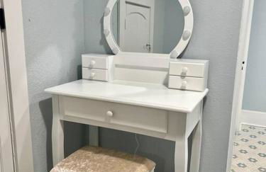 Riverside Relaxer w/Hot Tub+Fire Pit +Wifi & view - Foto 61