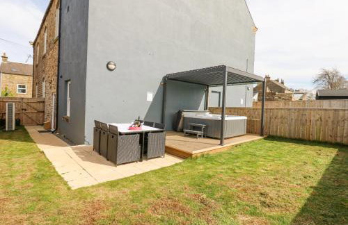 Seraphim House - Photo 34