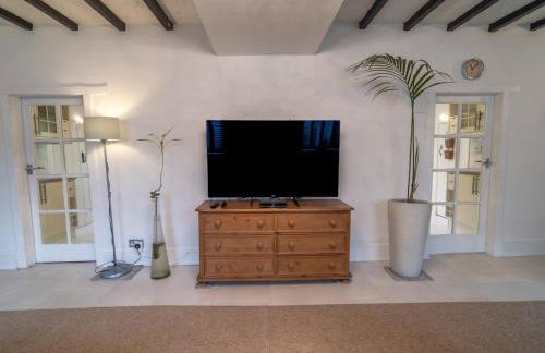 Amazing Guest Cottage in Nottingham with Parking! - Pass the Keys - Foto 9