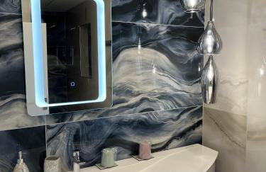 HelaMoni, New 5 Star 2 Person apartments with pool - Foto 15