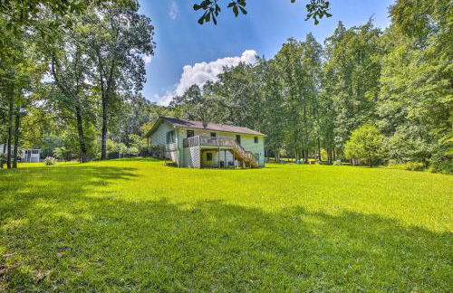 Quiet Home with Fire Pit - 1 Mi to Downtown Acworth! - Foto 21